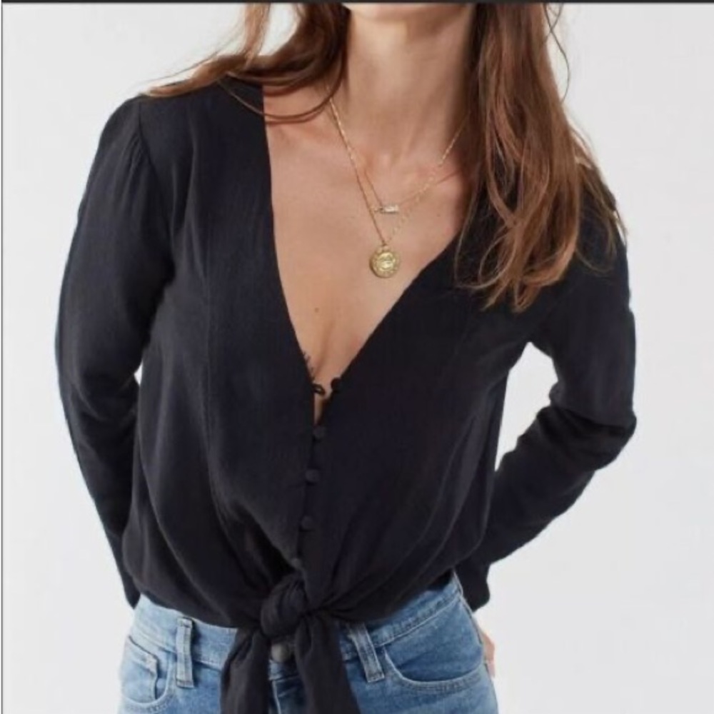 Silence + Noise button up tie top